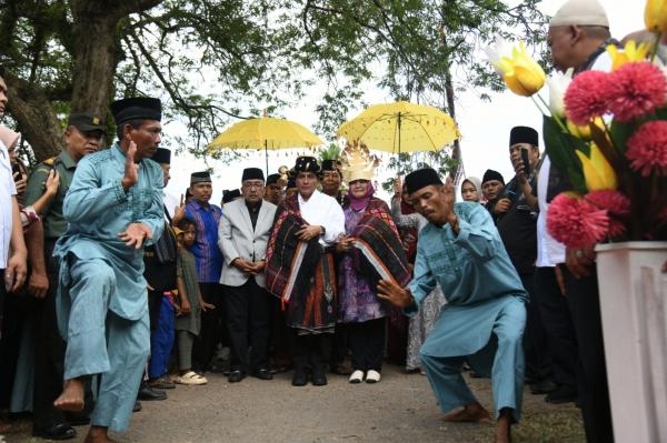  Ziarah ke Makam Leluhur Marga Lubis, Edy Rahmayadi Ajak Masyarakat Lestarikan Situs Budaya